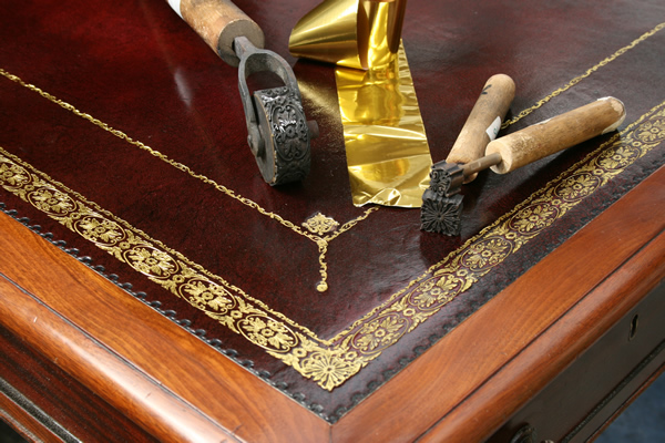 Hand dye leather lining for desk tops